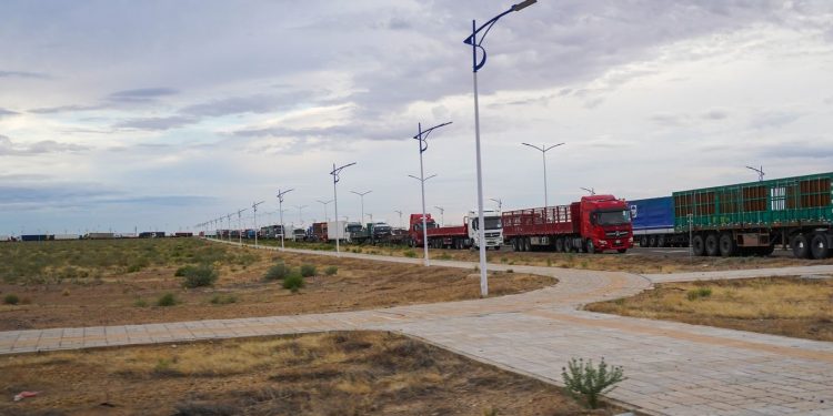 Замын-Үүд-Эрээн боомтын тэг цэг дээрх Монголын талын талбайн өргөтгөлийн ажил эхлэхэд бэлэн болжээ