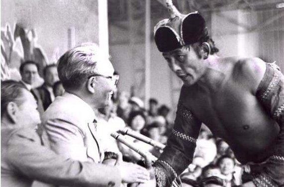 Ю.Цэдэнбал: Xүү минь чи xаанаас гэнэт гараад ирэв ээ