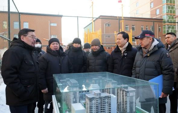 ЗУУН АЙЛЫН НИЙТИЙН БАЙРЫГ ДАХИН ТӨЛӨВЛӨХ ТӨСЛИЙН ҮР ДҮНД ЭХНИЙ АЙЛУУД ОРОН СУУЦАНДАА ОРЖЭЭ